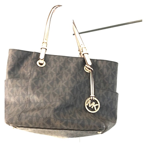 SOLD Michael Kors signature tote-Brown - Picture 1 of 8